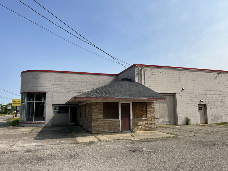 Joseph Pontiac (Johnson Pontiac) - May 21 2023 Photo (newer photo)